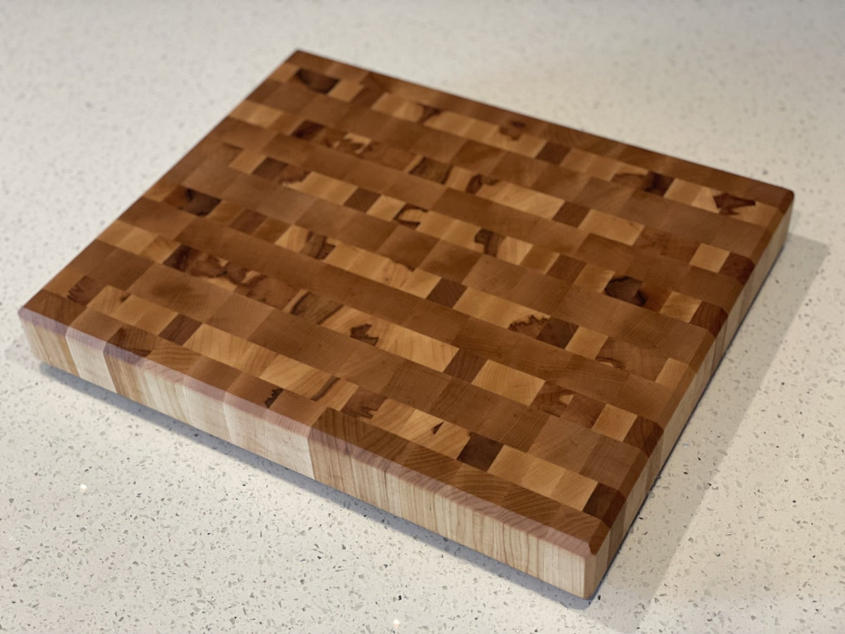 CKTG Maple End Grain Board Medium 18x12x2